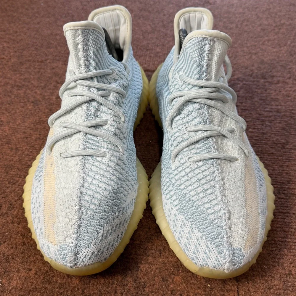 Adidas Yeezy Boost 350 V2 Cloud White Non-Reflective FW3043 Mens 9.5 Blue Grey